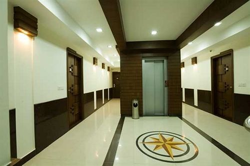 Бангалор: Krishinton Suites