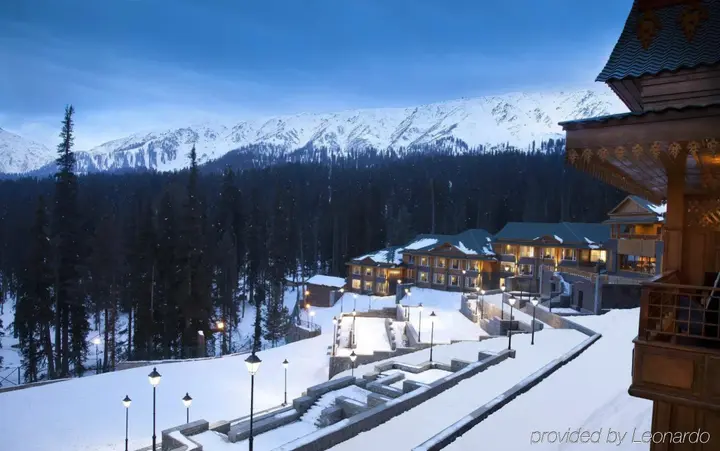 Гульмарг: The Khyber Himalayan Resort & Spa