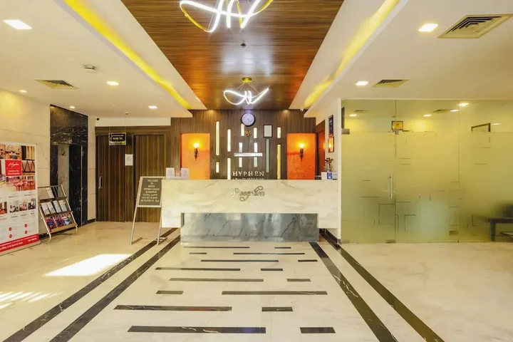 Бахадрабад: Hyphen Grand Hotel