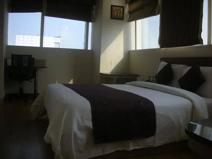 Нойда: Hotel Hyphen Noida
