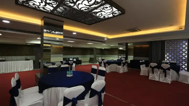 Нойда: Hotel Hyphen Noida