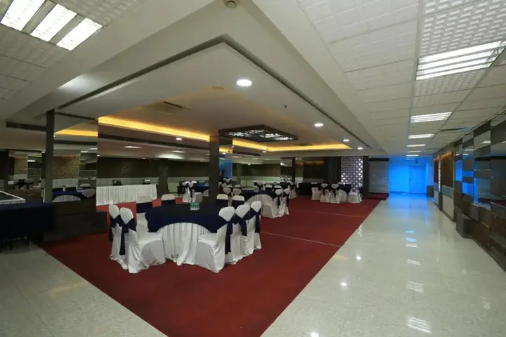 Нойда: Hotel Hyphen Noida