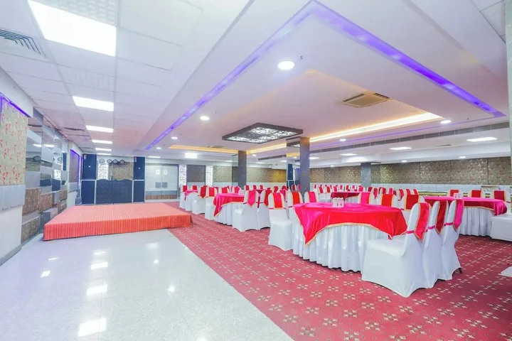 Нойда: Hotel Hyphen Noida