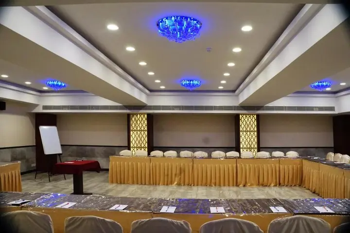 Ахмедабад: Silver Cloud Hotel & Banquets Ahmedabad