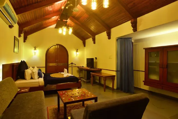 Раджкот: Heritage Khirasara Palace
