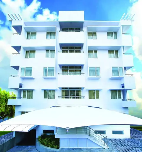 Коччи: Hotel Millennium Continental