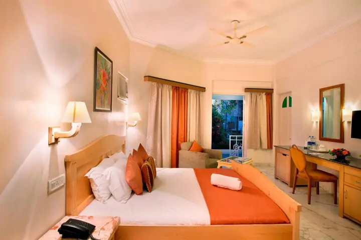 Лонавала: Avion Holiday Resort