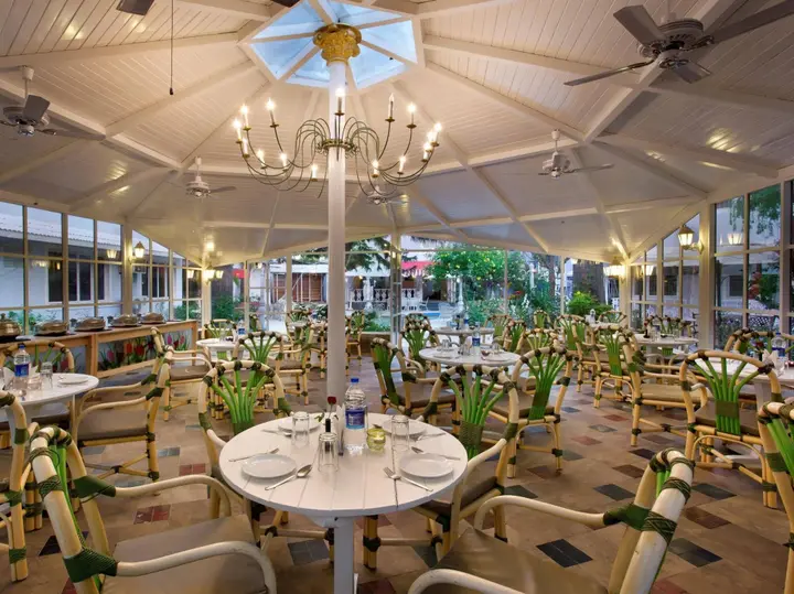 Лонавала: Avion Holiday Resort