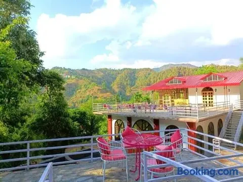 Куфри: Aamod at Shoghi
