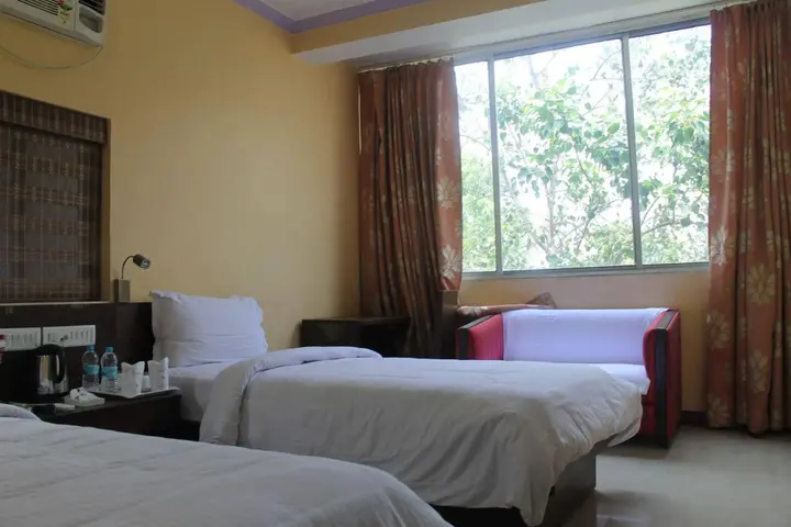Бодх-Гая: Hotel Tathagat International