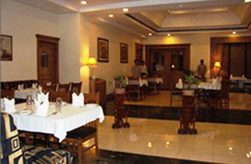 Пуна: Hotel Brookside