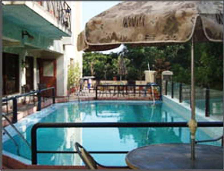 Пуна: Hotel Brookside