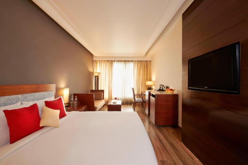 Гуруграм: Golden Tulip Gurgaon