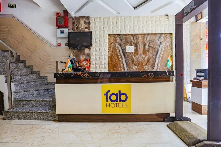 Нью-Дели: Fabhotel Spb 87
