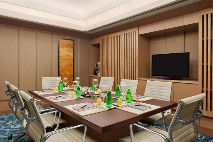 Нью-Дели: The Leela Ambience Convention Hotel Delhi