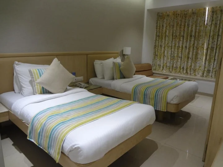 Мумбаи: Hotel Suncity Apollo