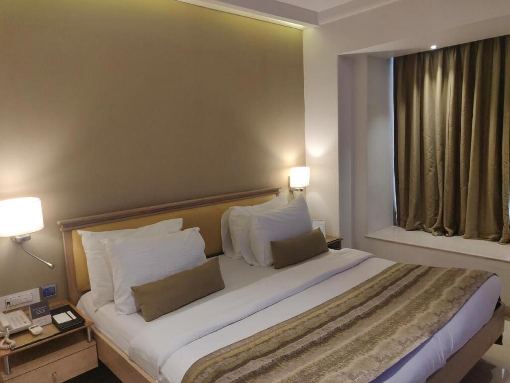 Мумбаи: Hotel Suncity Apollo