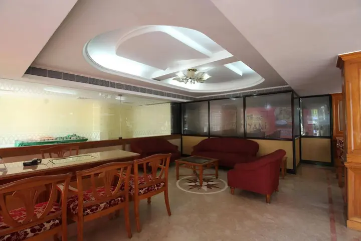 Гуруваюр: Mayura Residency
