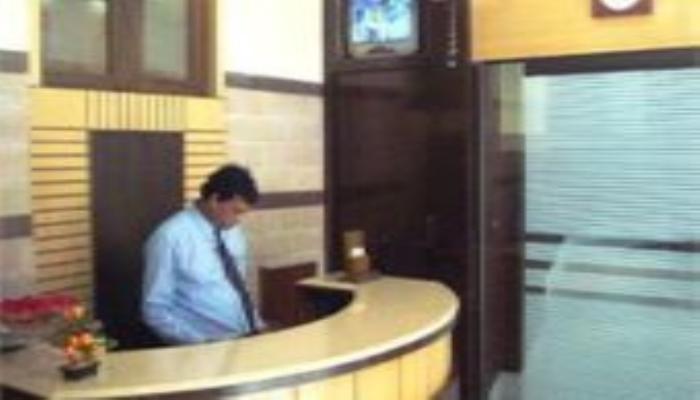Колката: Hotel Pushpak International