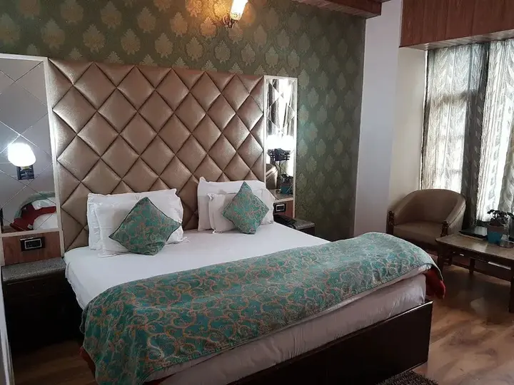 Чамба: Sagrika Resort