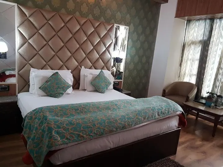 Чамба: Sagrika Resort