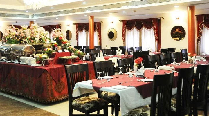 Бангалор: Hotel Crystal Castle