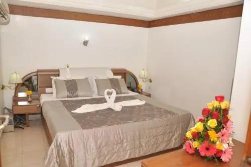 Перумал Ковил Пати: Hotel Gazala