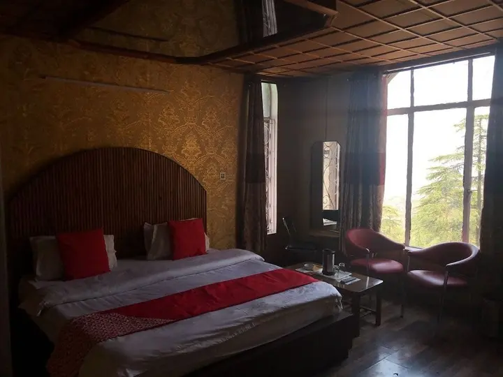 Шимла: OYO 3360 Hotel Ganga