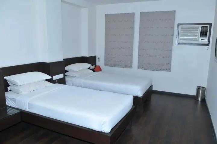 Колката: Relax Inn