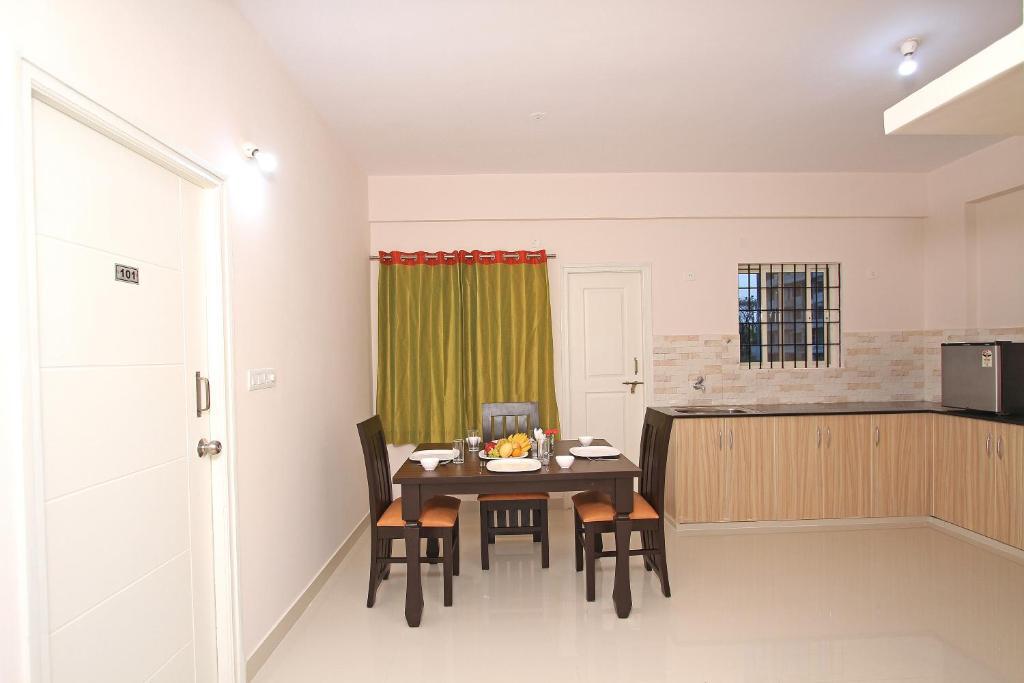 Бангалор: Arra Suites