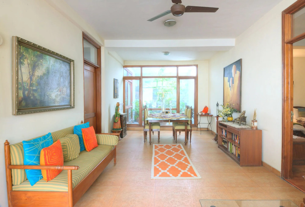 Нью-Дели: The Stay Inn New Delhi