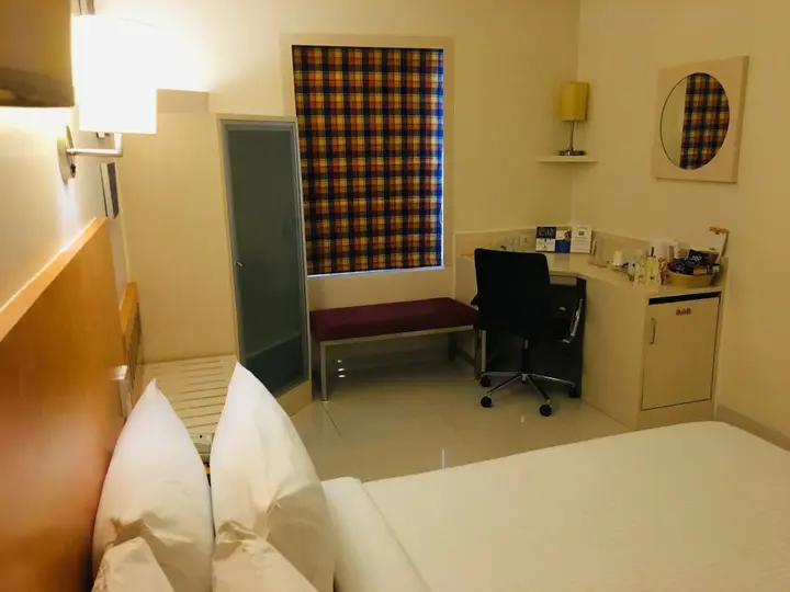 Чандигарх: Hometel Chandigarh