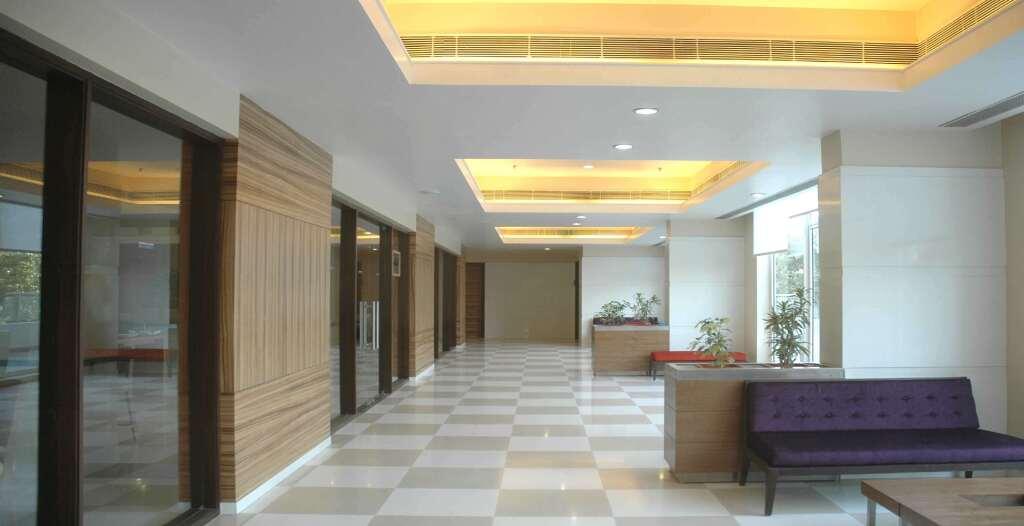 Чандигарх: Hometel Chandigarh