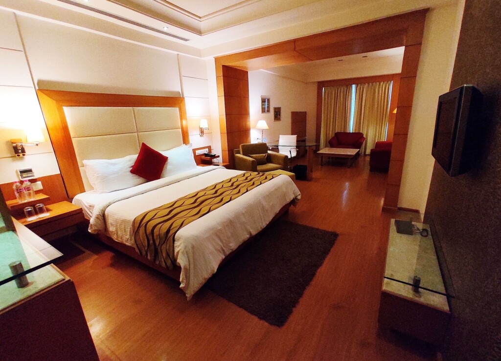 Бахадрабад: Ambrosia Sarovar Portico Haridwar