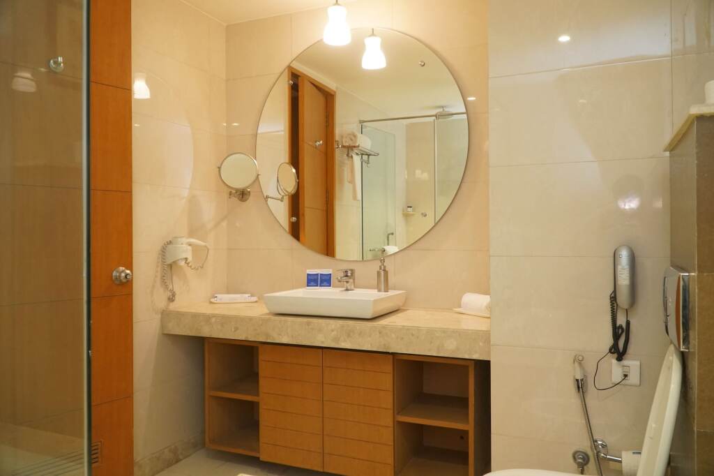 Бахадрабад: Ambrosia Sarovar Portico Haridwar