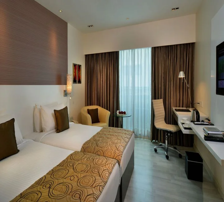 Нави-Мумбай: Majestic Court Sarovar Portico Navi Mumbai