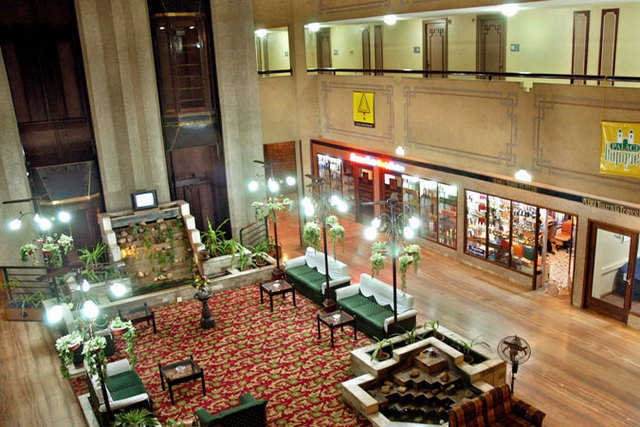 Ченнаи: Abu Sarovar Portico