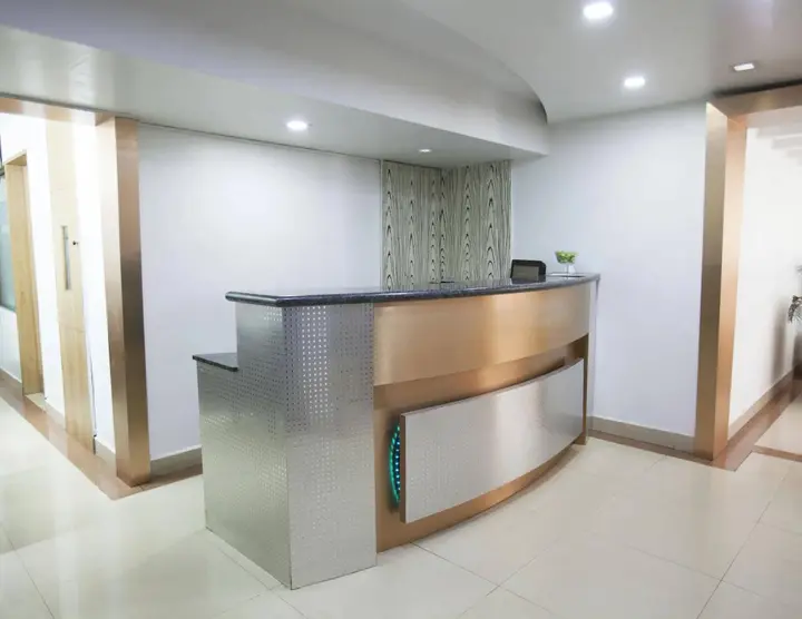 Ченнаи: FabExpress Crescent Inn