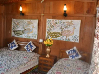 Шринагар: Peacock Houseboats