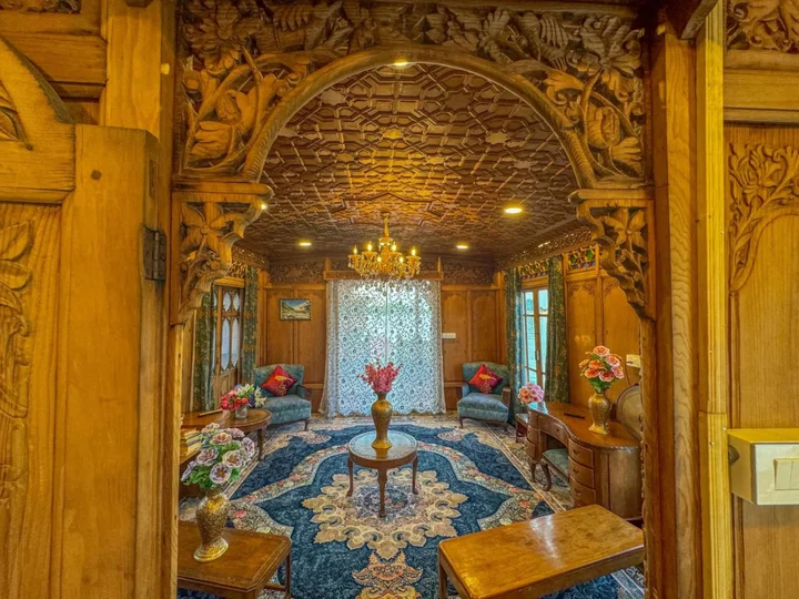 Шринагар: Peacock Houseboats
