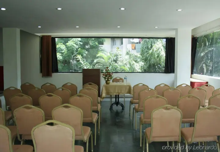 Ченнаи: Kings Hotel Egmore