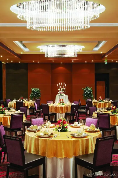 Хидерабад: Vivanta Hyderabad, Begumpet