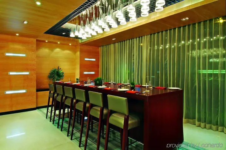 Хидерабад: Vivanta Hyderabad, Begumpet
