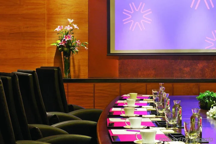 Хидерабад: Vivanta Hyderabad, Begumpet