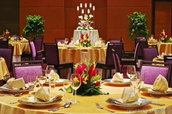 Хидерабад: Vivanta Hyderabad, Begumpet
