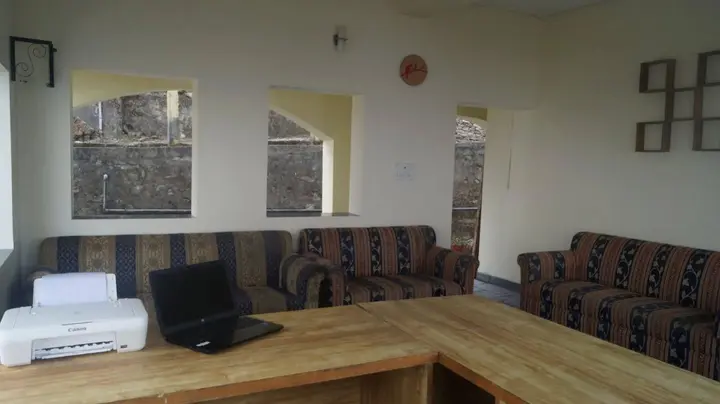 Чубаттакхал: V Resorts - Pauri