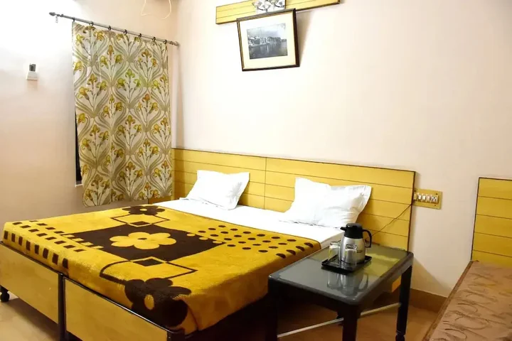 Варанаси: Hotel City Grand