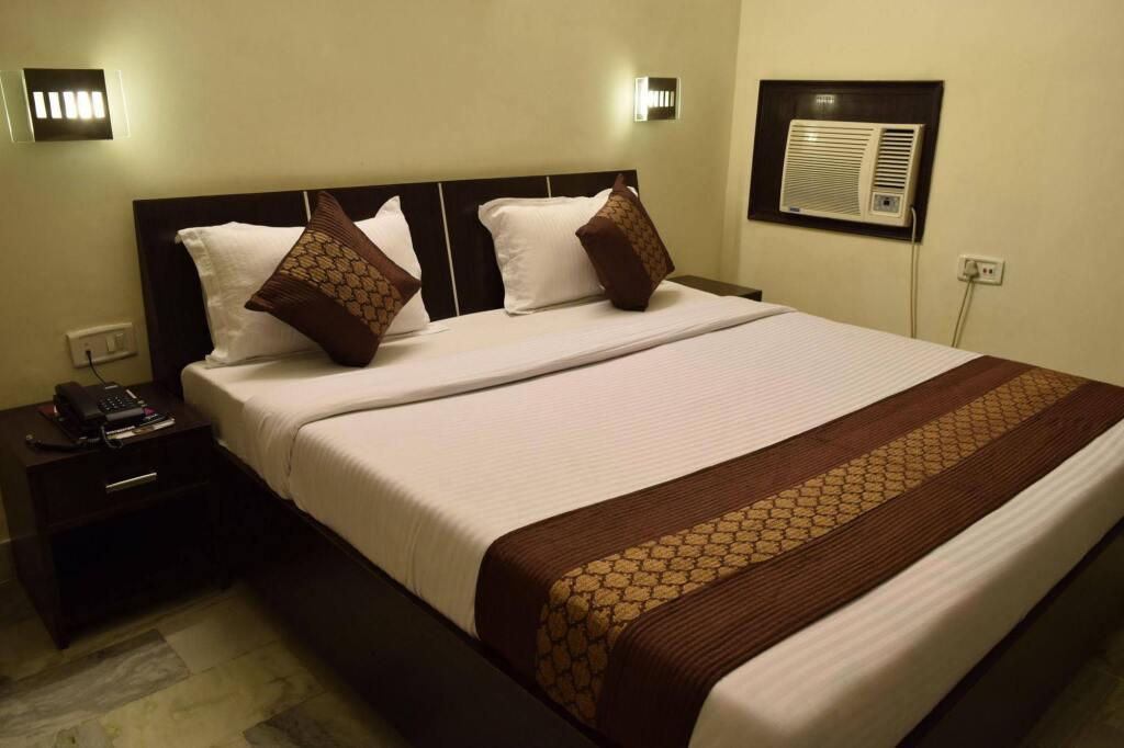 Амритсар: Hotel Akaal Residency