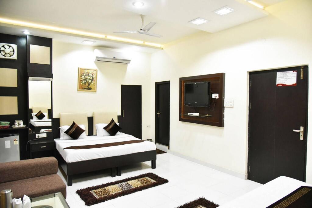 Амритсар: Hotel Akaal Residency