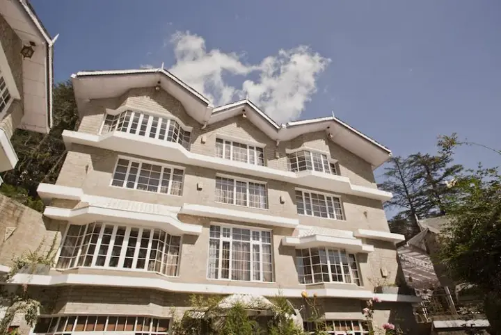 Шимла: East Bourne Resort